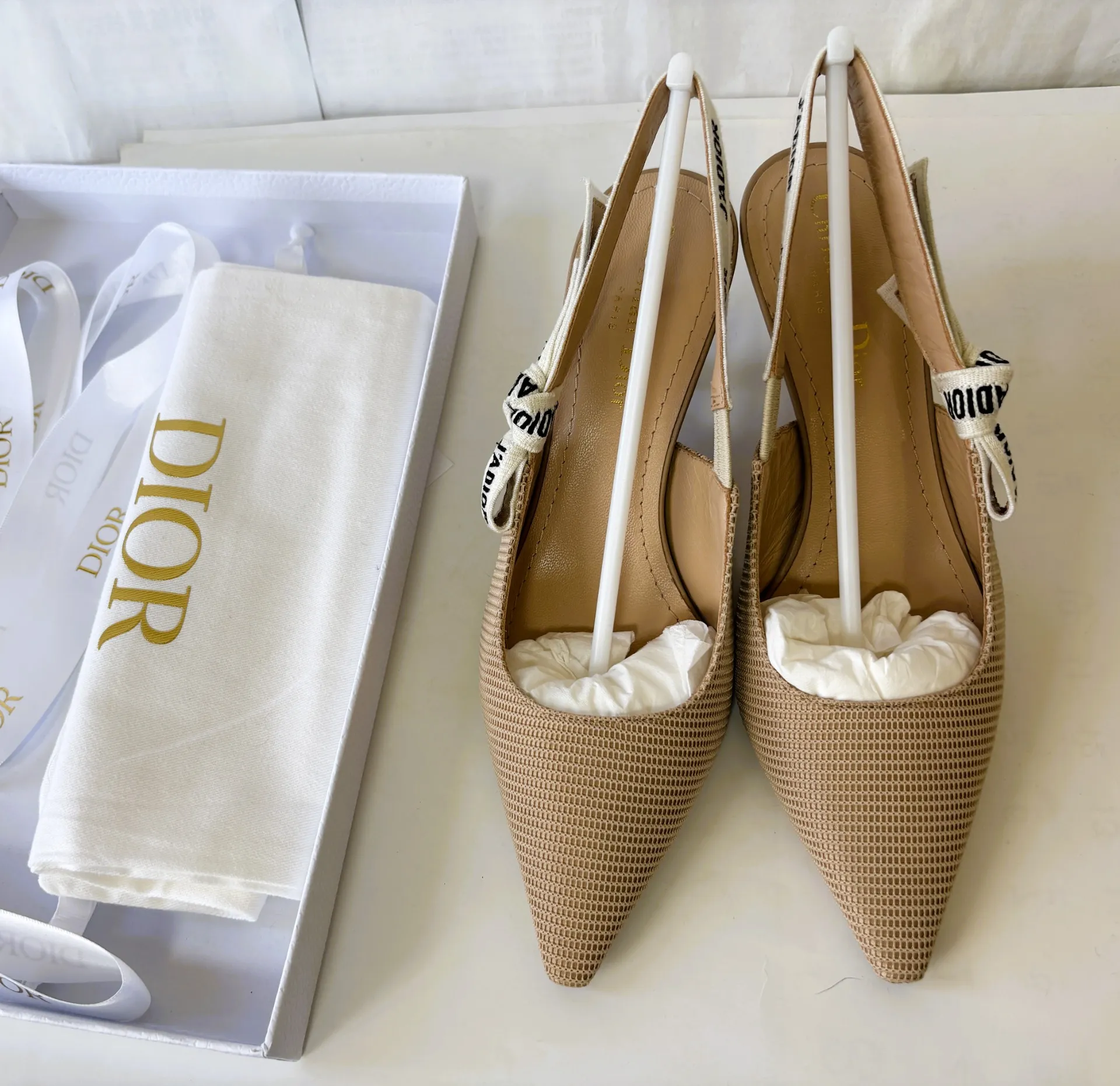 このたびDior（ディオール）の「J'ADIOR スリングバックパンプス」をお買取りさせていただきました